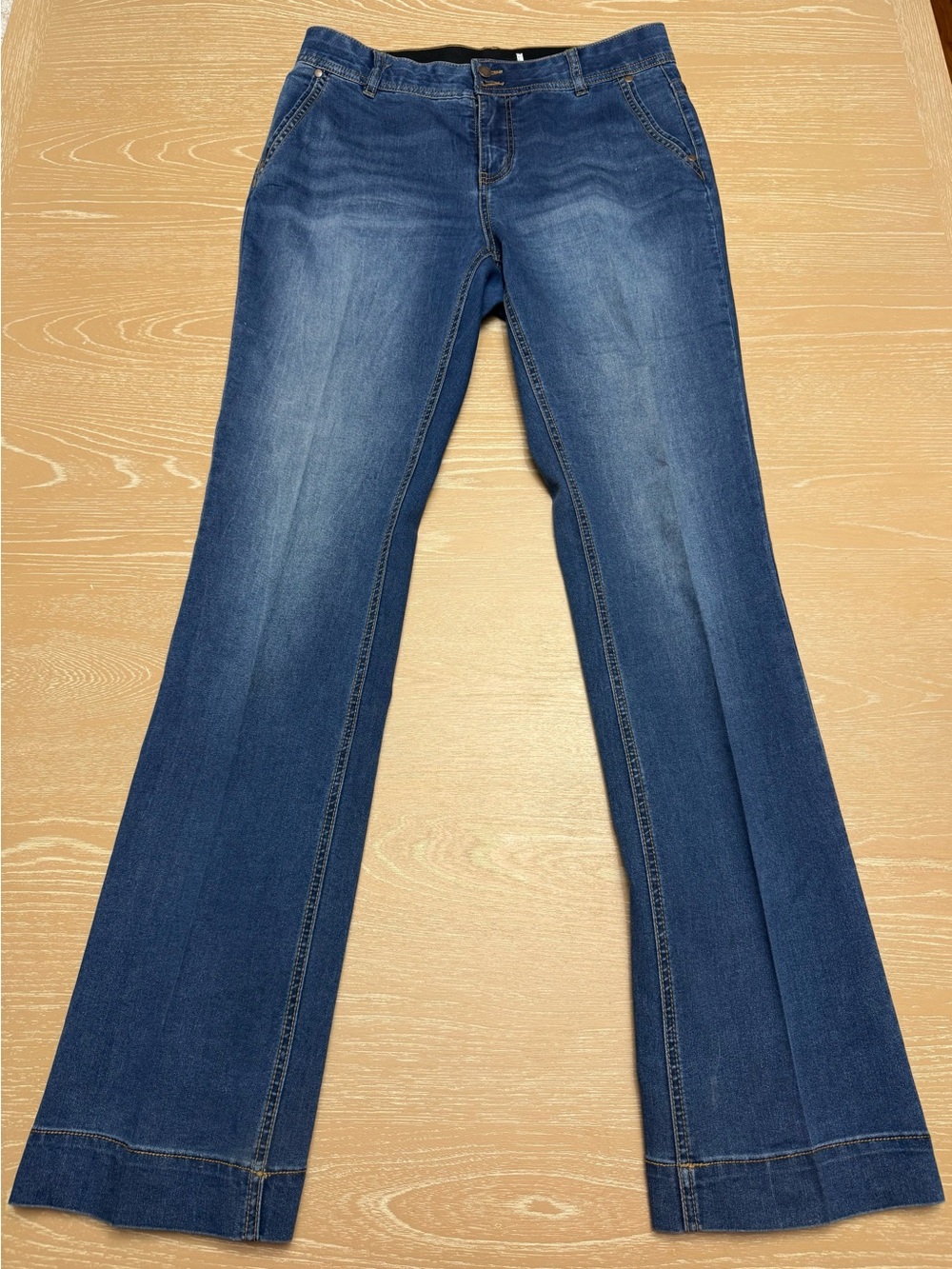 Women’s Blue Bootcut Jeans